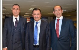 ANKARA BÜYÜKŞEHİR BELEDİYESİ BAŞKANI SAYIN MELİH GÖKÇEK BAŞKANIMIZ AYDIN ERKOÇ'TAN OTONOMİ HAKKINDA BİLGİ ALDI 20 ŞUBAT 2014